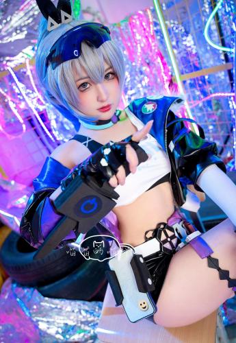 [Cosplay] Miao Miao 喵喵的喵吖 – Honkai – Star Rail Silver Wolf 星穹铁道 银狼