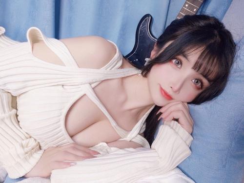 [Cosplay] Rioko 凉凉子 – Lantern Festival Special 元宵节特辑