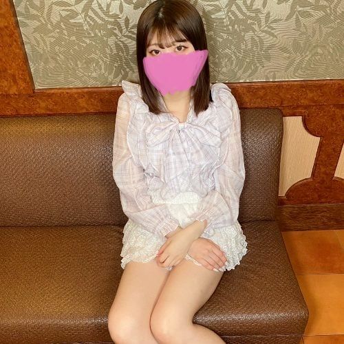 FC2-PPV-4710957 きれいな顔立ちの長身【高清無碼】