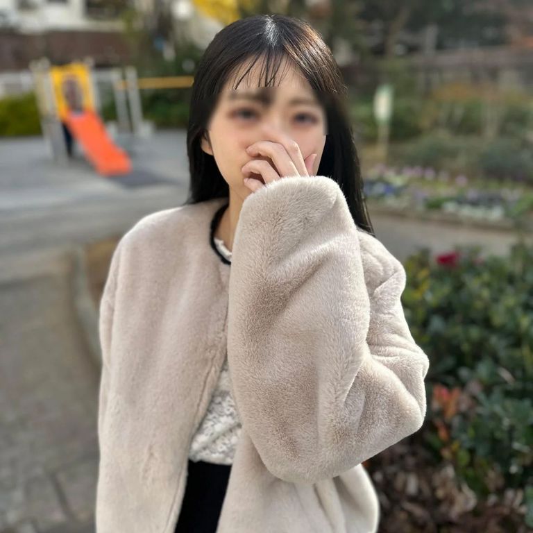 FC2-PPV-4708246 身長148cmの小柄【高清無碼】