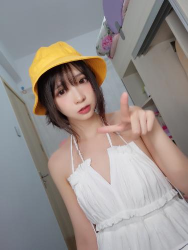 [Cosplay] Fengmaoss 疯猫ss – Yellow Hat 小黄帽
