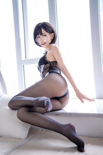 [Cosplay] KiKi 蓝小沂 – Black Erotic Lingerie 黑色情趣内衣