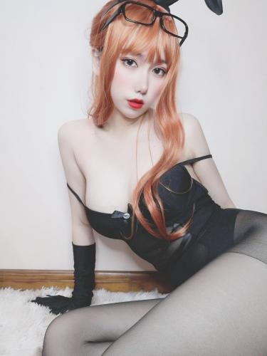 [Cosplay] Yuko Imoen 芋圆侑子 – Black Silk Female Teacher 黑丝女教师