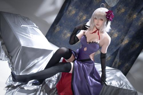 [Cosplay] 星之迟迟 – FGO 贞德alter