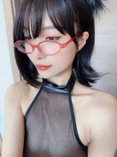 [Cosplay] 布丁大法 – 猫老师上课了