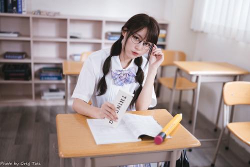 [Cosplay] Ashley – 学生服