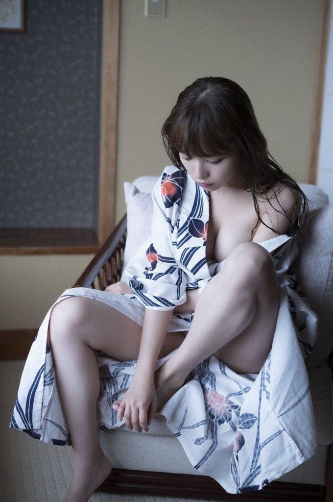 小室さやか [32P]