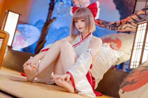 [Cosplay] 屿鱼 – 兼职巫女