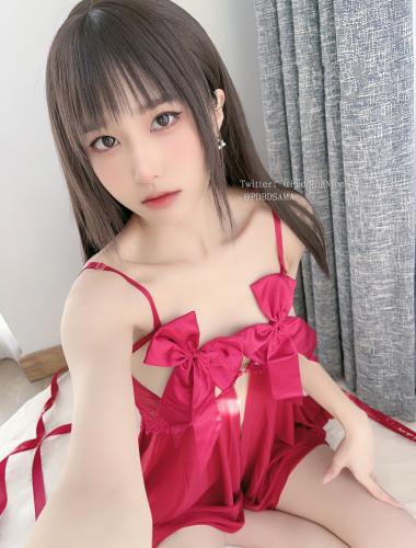 [Cosplay] 布丁大法 – 圣诞红丝绒