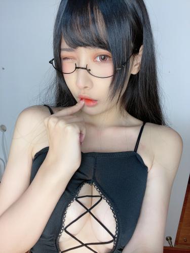 [Cosplay] 糖果果candy – 舰长福利