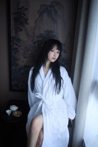 [Cosplay] Shika小鹿鹿 – 新中式