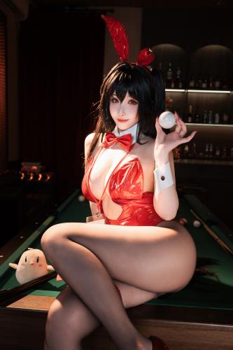 [Cosplay] rioko凉凉子 – 碧蓝航线 大凤 桌球兔女郎