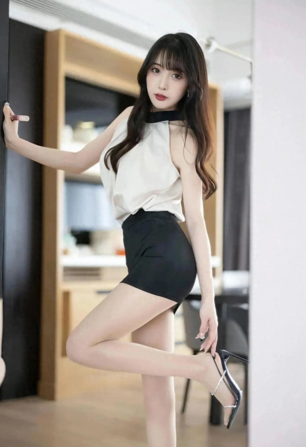 白嫩美腿撩萬千風情[39P]