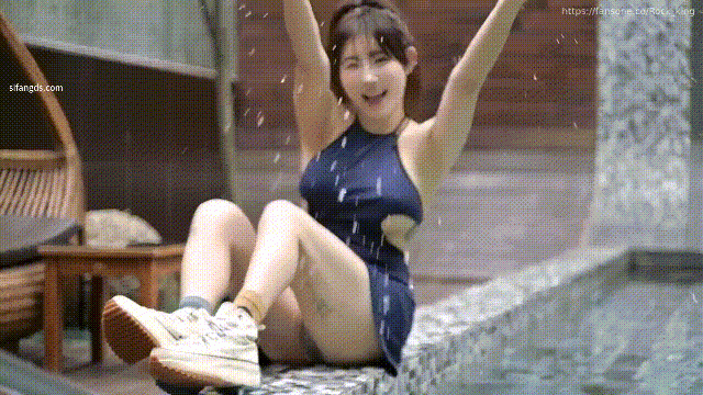 最新流出400萬粉網黃女神【費爵娜】情慾按摩系列第二部筋膜槍的刺激讓我欲仙欲死