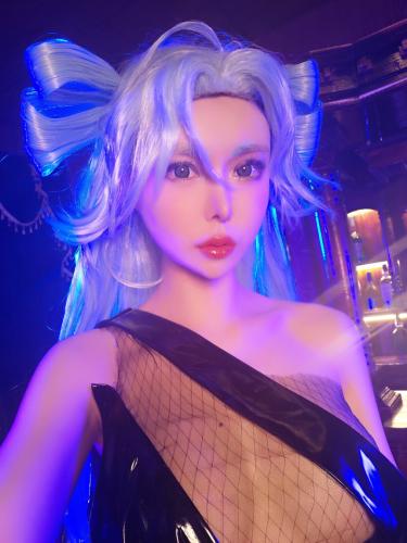 [Cosplay] 亚马逊鲶鱼 – PA15 香槟怪盗