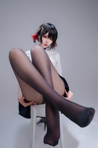 [Cosplay] 轩萧学姐 鲨鱼妹JK