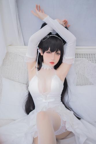 [Cosplay] 焖焖碳 – 爱宕花嫁