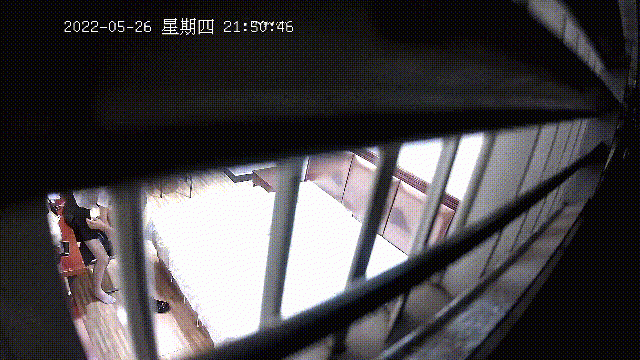 新流出JK裝學妹放學不回家和男朋友開房從椅子一直操到床上