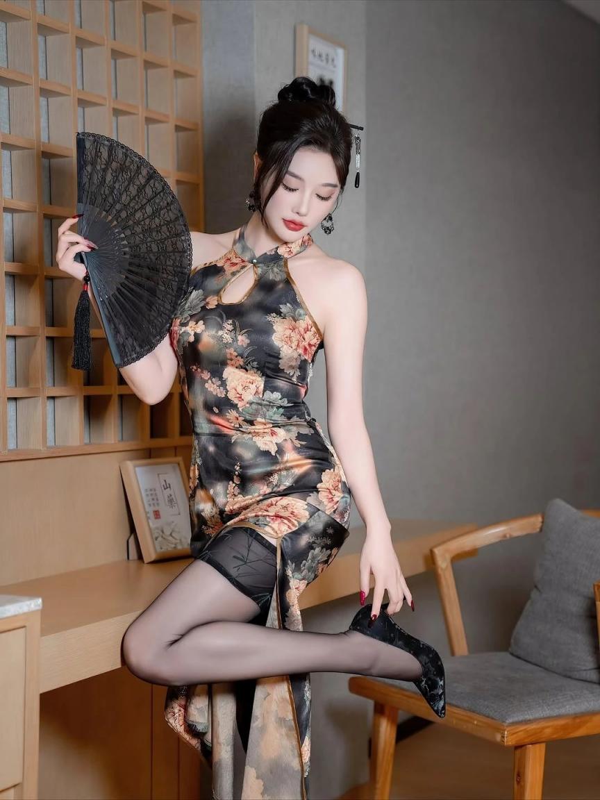 漂亮的小姐姐[36P]