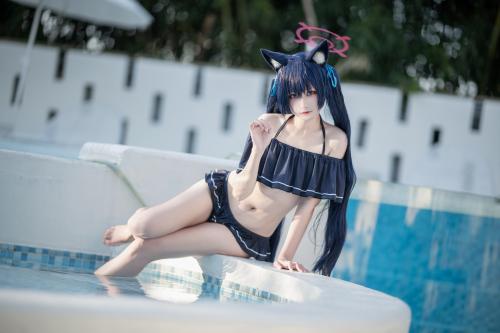 [Cosplay] lunananya 黑见芹香 泳装 [28P-174MB]