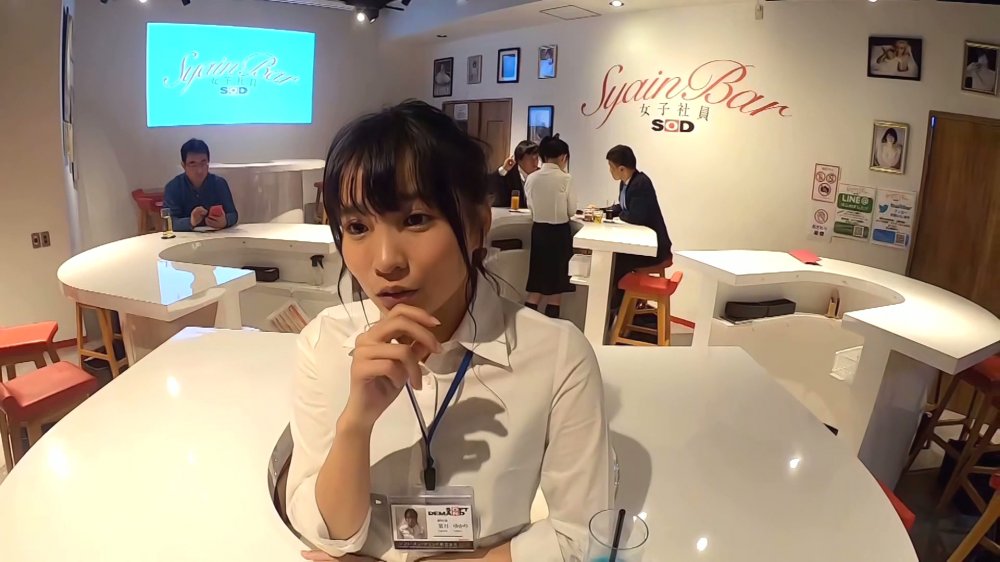 SHYN-102-leaked • 【無修正流出】「疲憊的女人是酒鬼」下班後喝酒後醉倒，記錄了意外地淫蕩地脫下了自己的制服的女員工的私人性愛