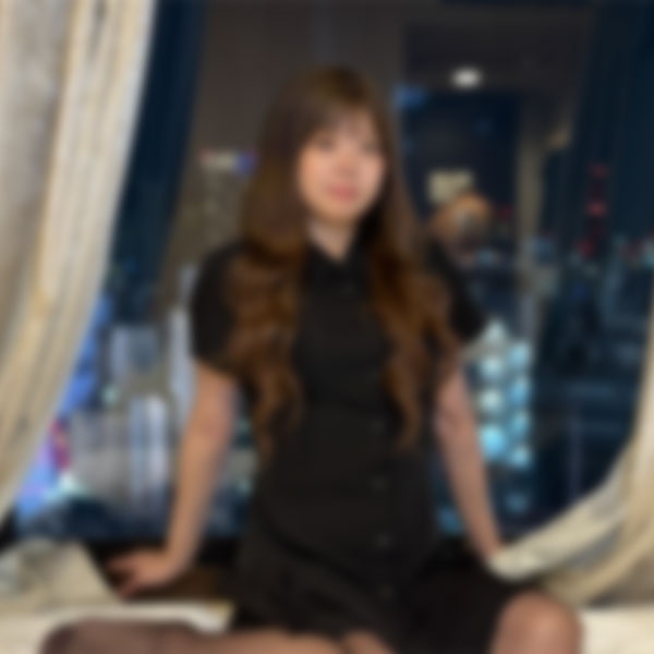 FC2-PPV-4788384 黑絲人妻被我撕破絲襪插到爽射進去（無碼FHD）