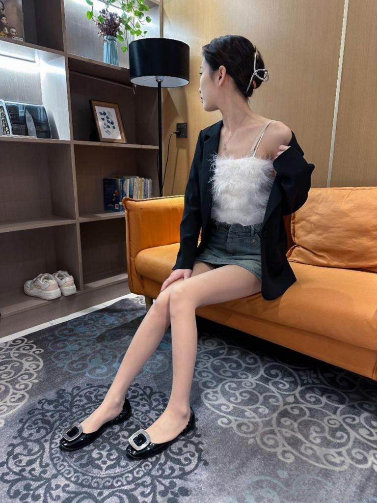 猶抱琵琶半遮面[27P][1V]