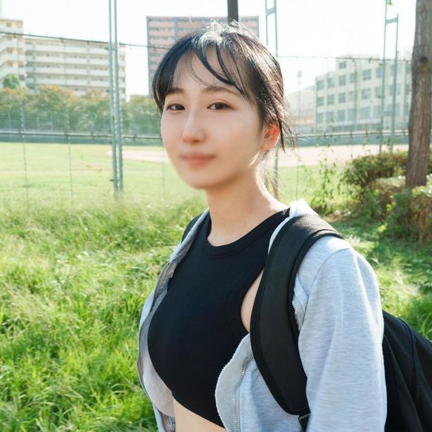 FC2-PPV-4802052 ランニング大會優勝で 【高清無碼】