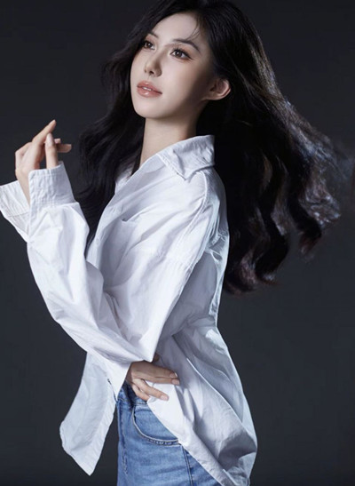 濟南大學趙雅靜極品學姐私密視頻流出❤️身材纖細性感妖繞 被男友口塞內褲操到神志不清！ [MP4/586MB]