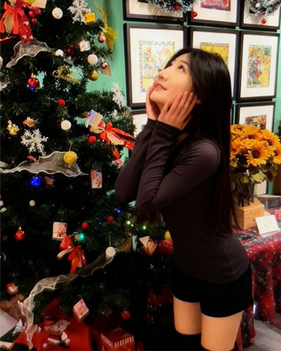 河南南陽極品女神王明妍被渣男曝光私密視頻❤️洗澡自拍性感撩人摳逼自慰SM捆綁調教反差感拉滿！ [MP4/103MB]