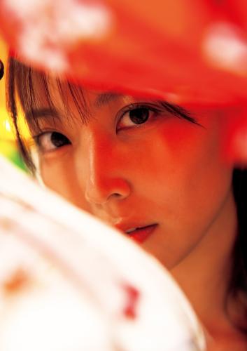 [Photobook] 白間美瑠写真集 MERCI