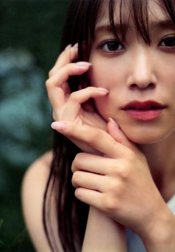 [Photobook] 日向坂46 佐々木久美 1st写真集 めくる日々