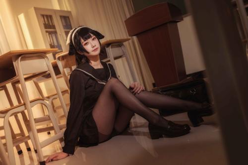 [Cosplay] 贞子蜜桃 碧蓝航线 爱宕高雄制服 [35P-354MB]