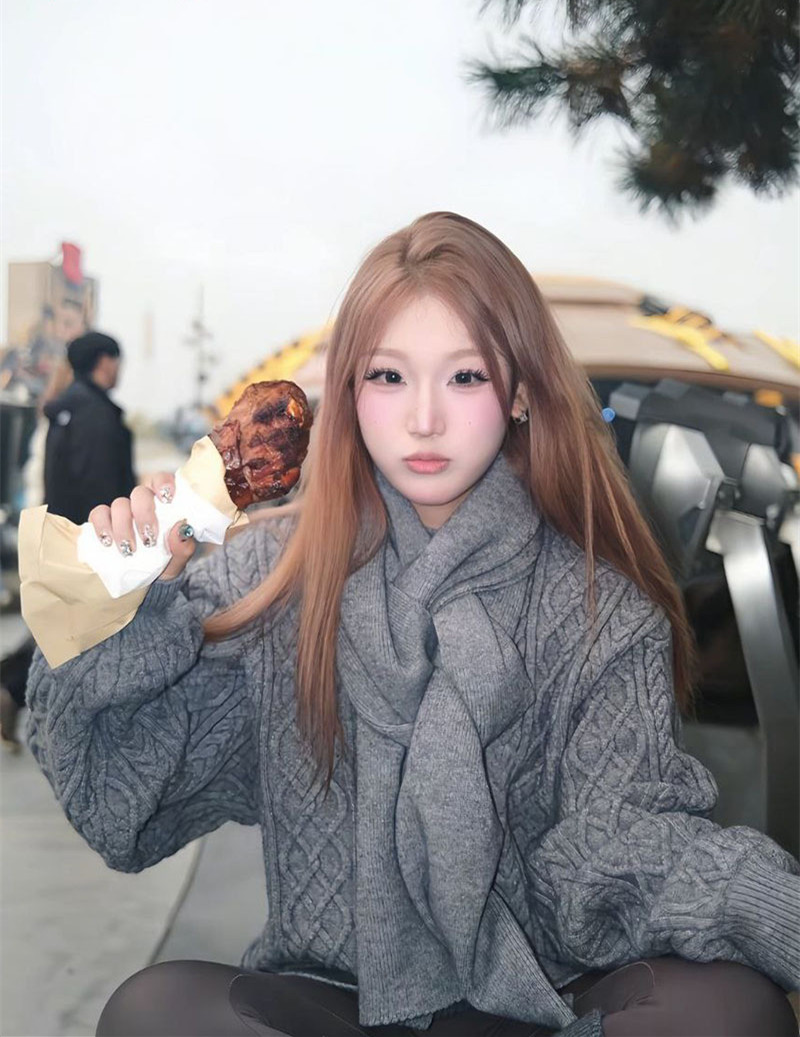 河北超高顏值女神張舒怡私密流出❤️鍾愛深喉口交 車內樓梯間沙發到處開舔 分手被渣男全網曝光！ [MP4/155MB]