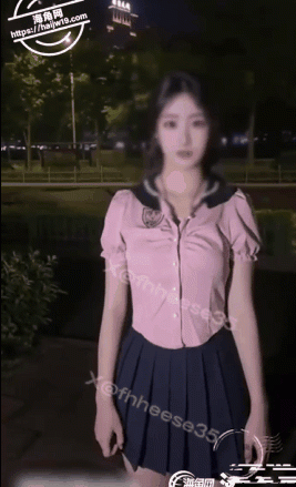 播音系05女大嫩妹『小美miyoki』絕美尤物 戶外自行車裝巨屌騎行自慰，騷水一直大腿往下流 反差系天花板