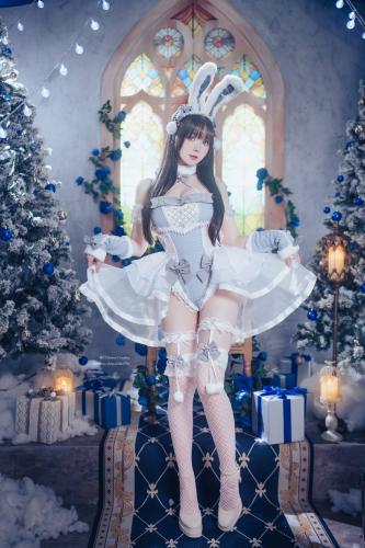 [Cosplay] 霜月shimo 2025 December Present [39P3V-91MB]