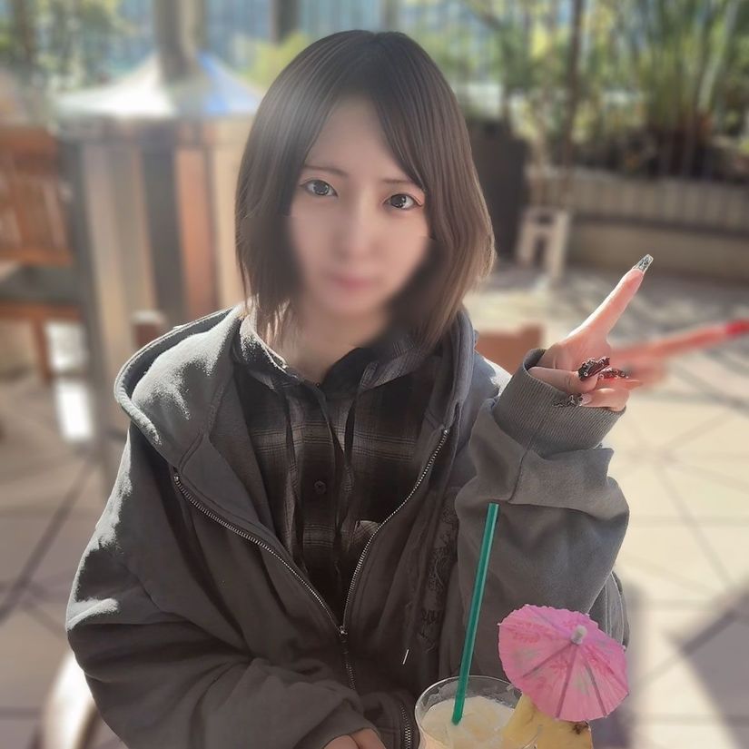 FC2-PPV-4826805 金欠でやむを得ず出演 【高清無碼】