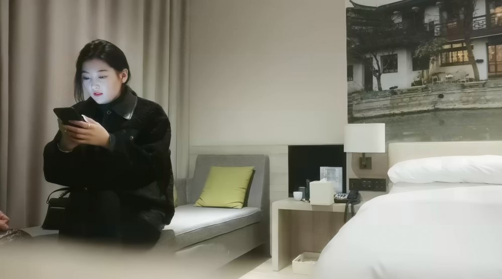 【AI增強】2021-10-28利哥探花之180清冷女神第二場，絲襪半穿誘惑倍增