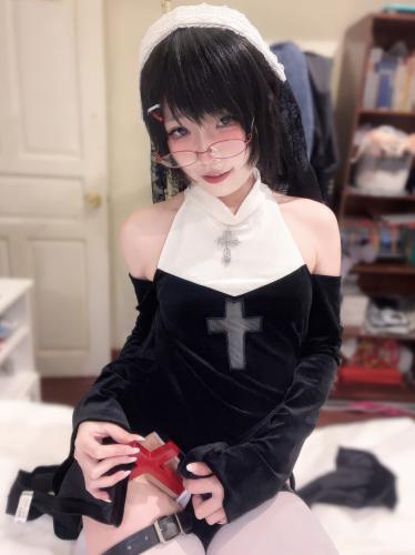 [Cosplay] 清水凪 修女的祷告 [18P1V-99MB]