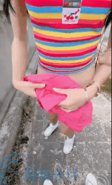 海角大神【長腿女兒麗麗】最新作品！ 和大長腿女兒在野外廢棄的小房子打炮，刺激 忍不住叫好大聲，又生怕被人聽到