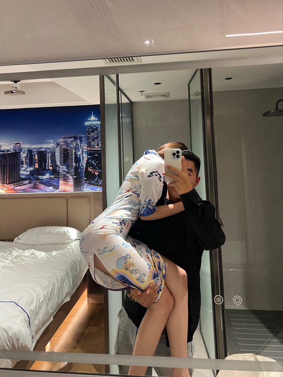 健身教練威廉William，時尚達人空姐白領，通通拿下，操起來真的超級猛 56P1V ！