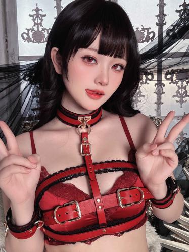 [Cosplay] 屿鱼 晚安魔法 [22P-158MB]