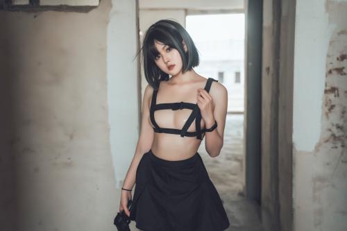 [Cosplay] Natsuko夏夏子 绑带特工 [40P-346MB]