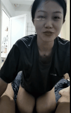 江蘇某高校在校學生情侶啪啪不雅自拍流出，真實場景，小情侶有說有笑非常親密