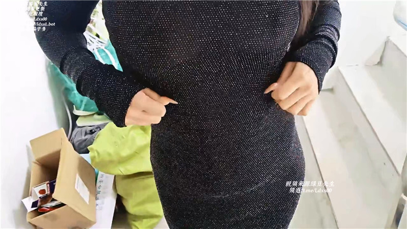 1.7號騷姐姐至今恐怕還不知道是鄰居把她給操了一遍