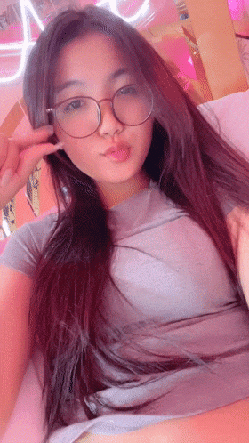 風騷嬌嫩學生妹和男友開房，整整幹了三個小時兩炮，被操的痙攣顫抖