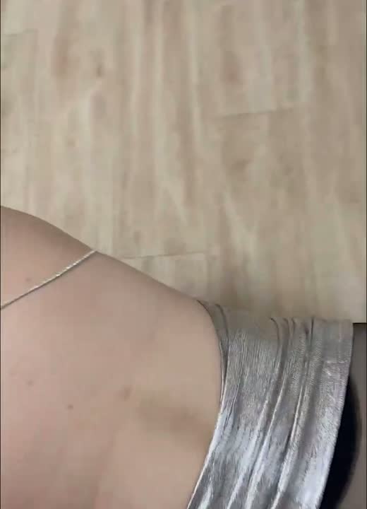 遼寧大連反差婊_張鈺銘_與男友不雅視頻曝光_JK制服黑絲誘惑深喉口爆吞精