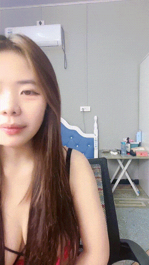 G奶學妹！ 極品大奶~掰穴自慰~噴水~爽死啦！