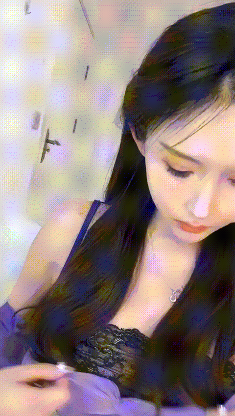 11 杏仁優酪乳 直播 女神