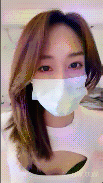 熟女控，極品氣質風情萬種40歲美阿姨，身材保持依舊完美，約個小夥浴血奮戰，還在流姨媽血